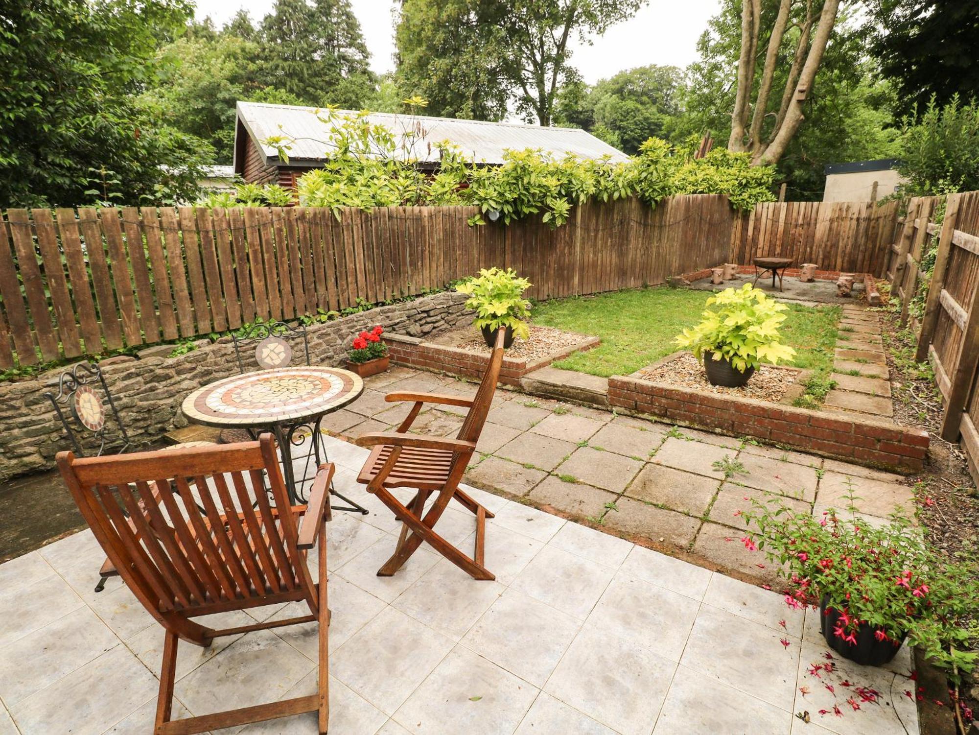Mews Cottage カーマーゼン エクステリア 写真